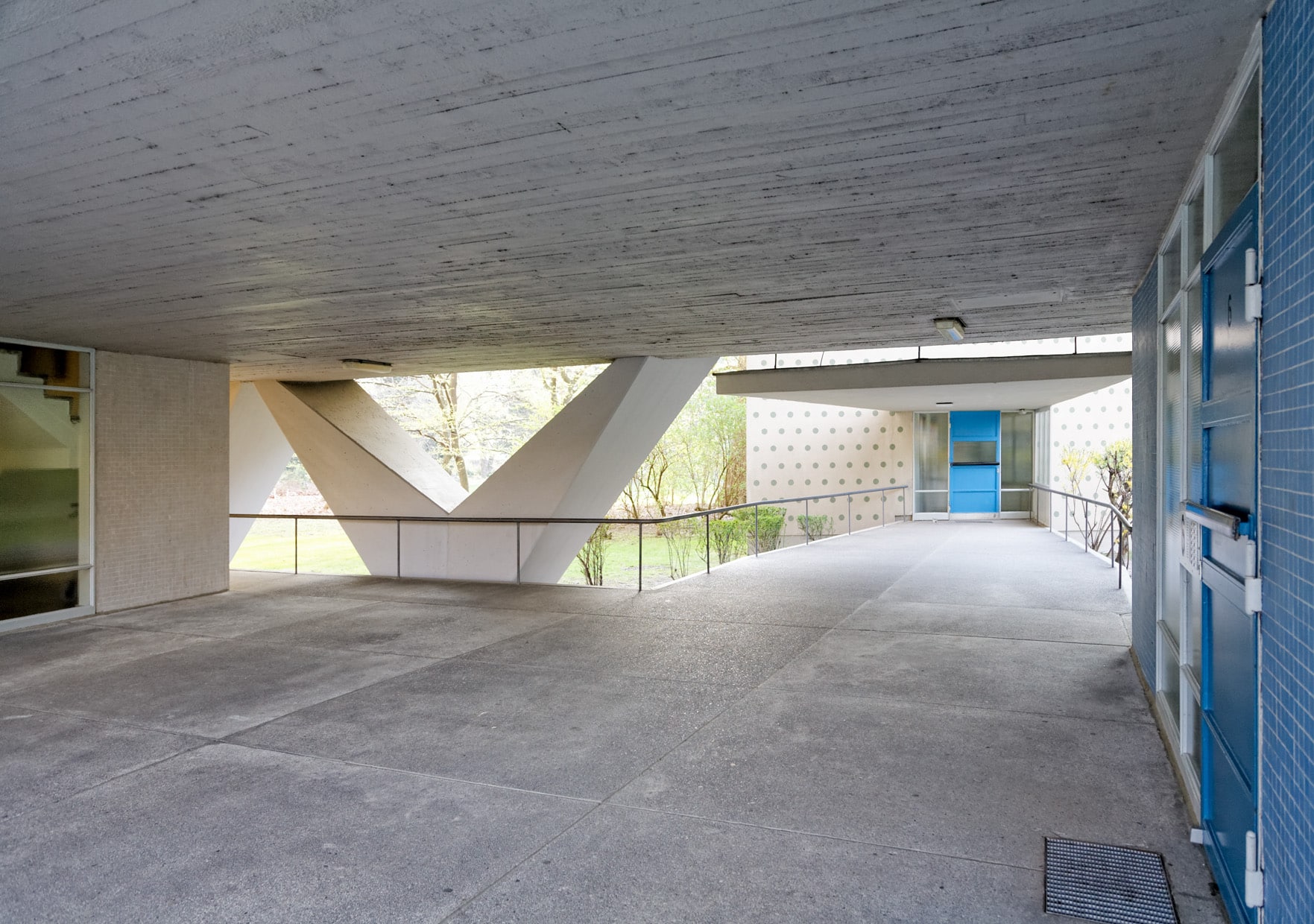 RioMarie im Oscar-Niemeyer-Haus