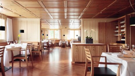 The right measure: archi­tecture, culinary delights and host culture at the Krone in Hit­tisau