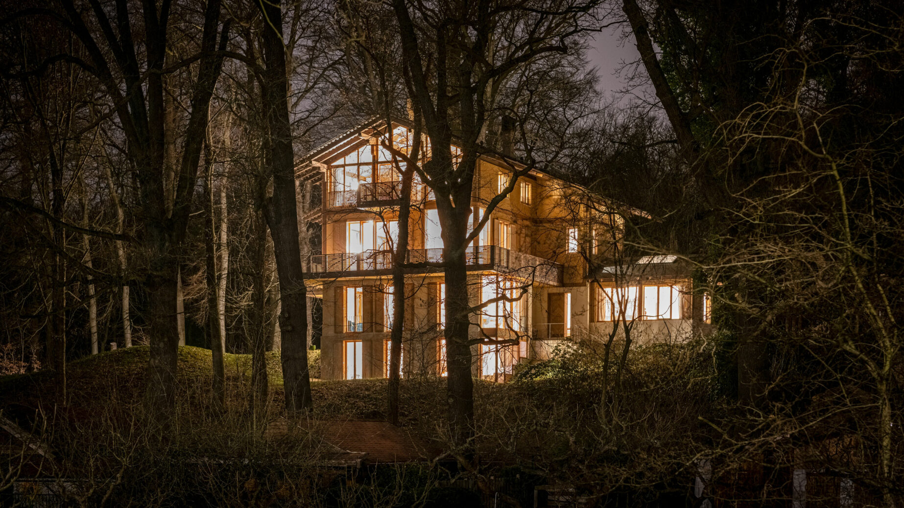 Feel history, discover world cultural heritage, breathe the forest air: parkchâlet potsdam