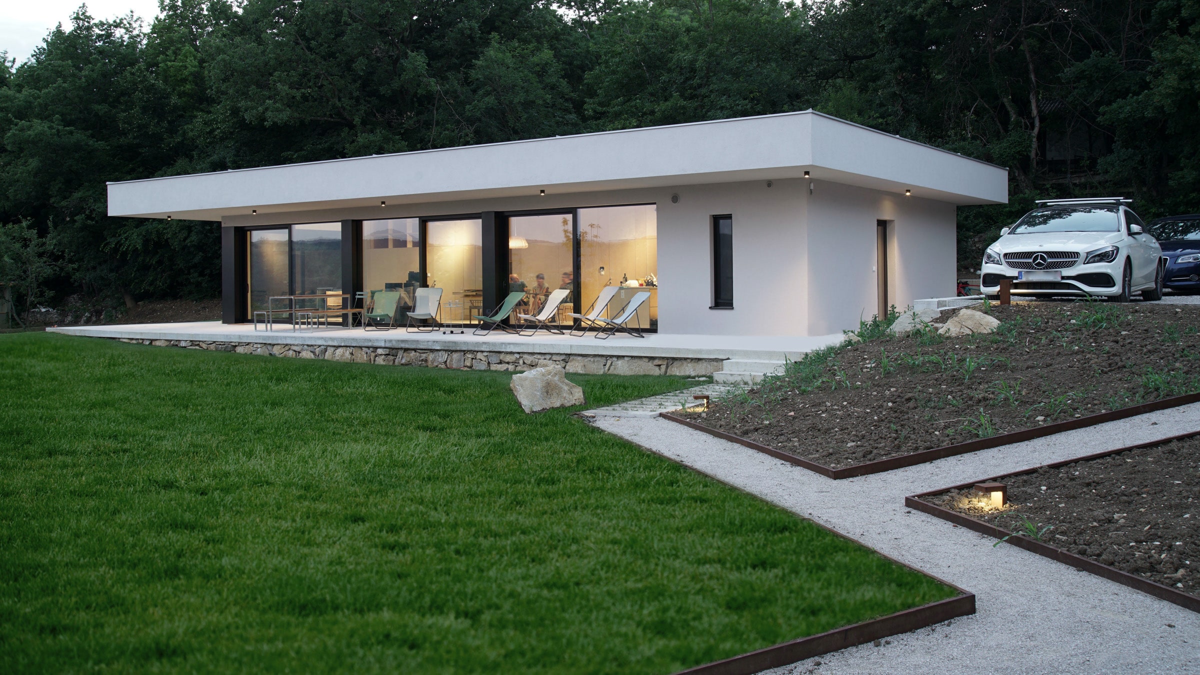 konjiček – house above the valley