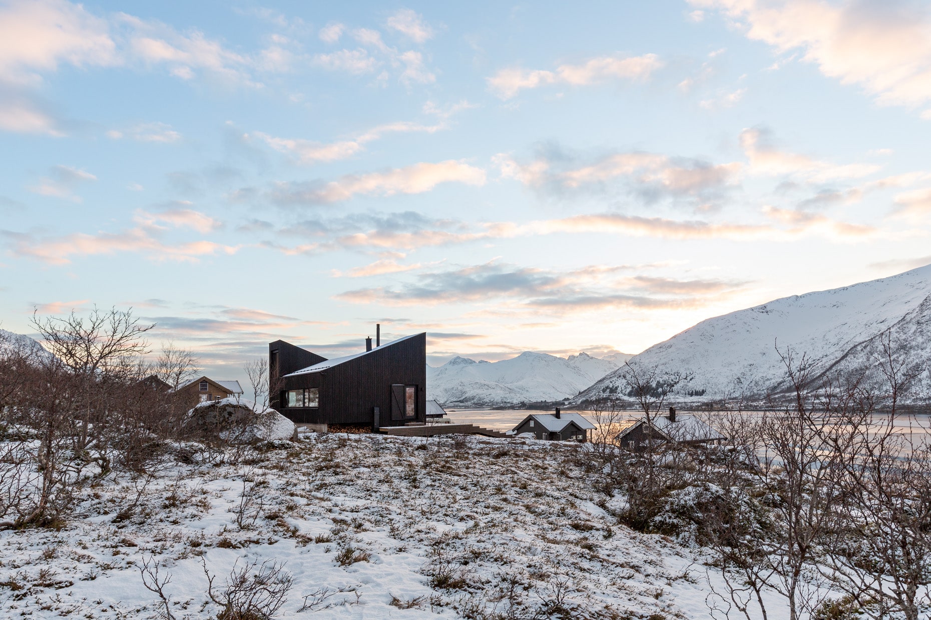Black Aurora Nook