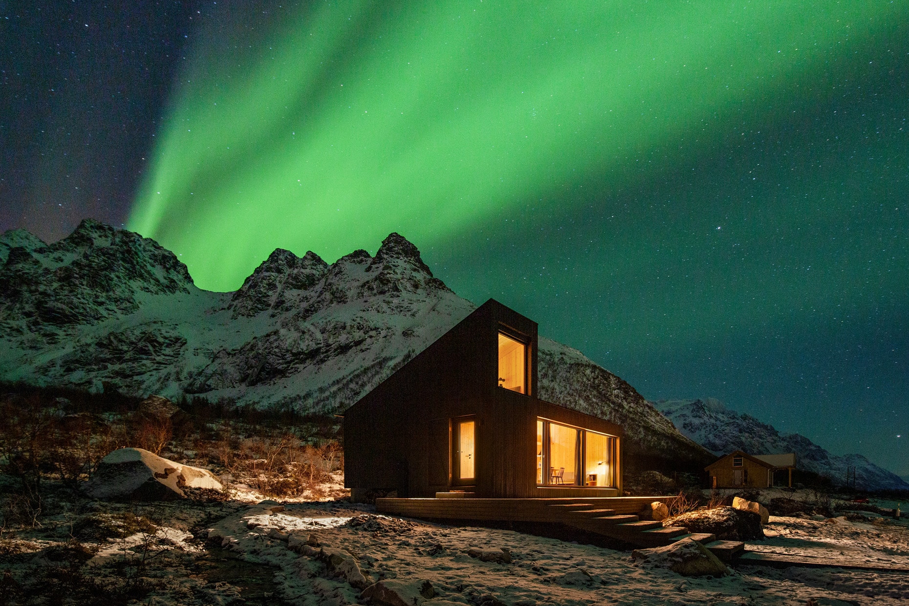 Black Aurora Nook