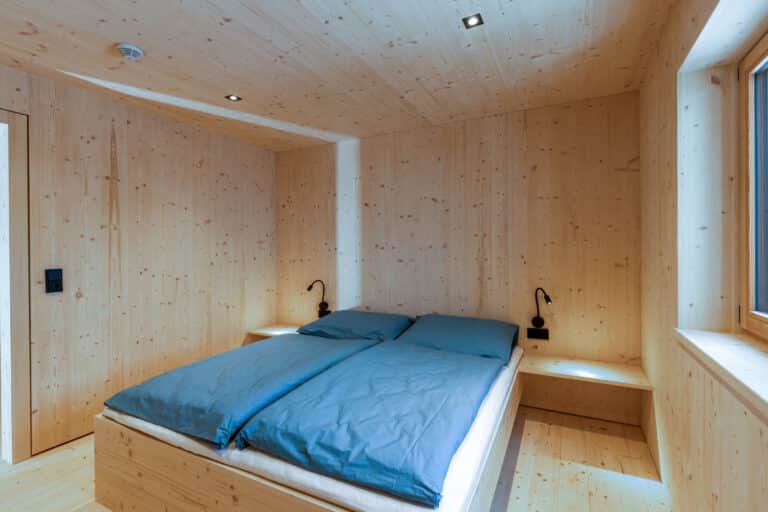 Haus Greates in Tyrol, Lech Valley, Forchach | holidayarchitecture