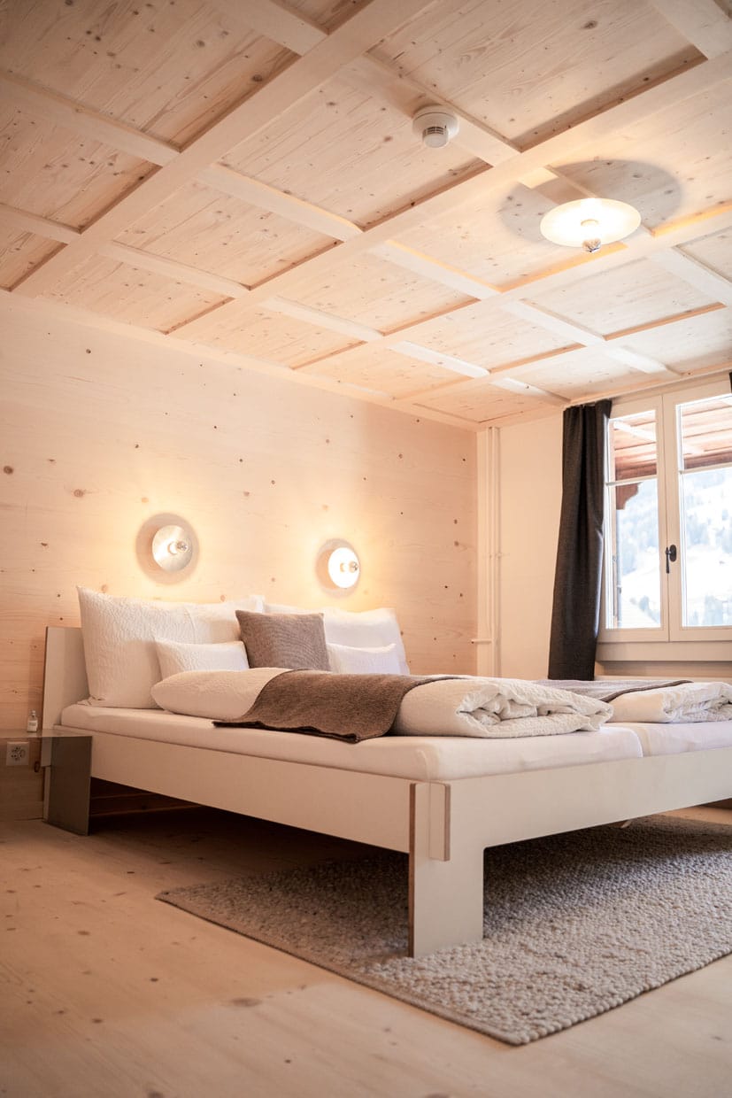 Lenk Lodge