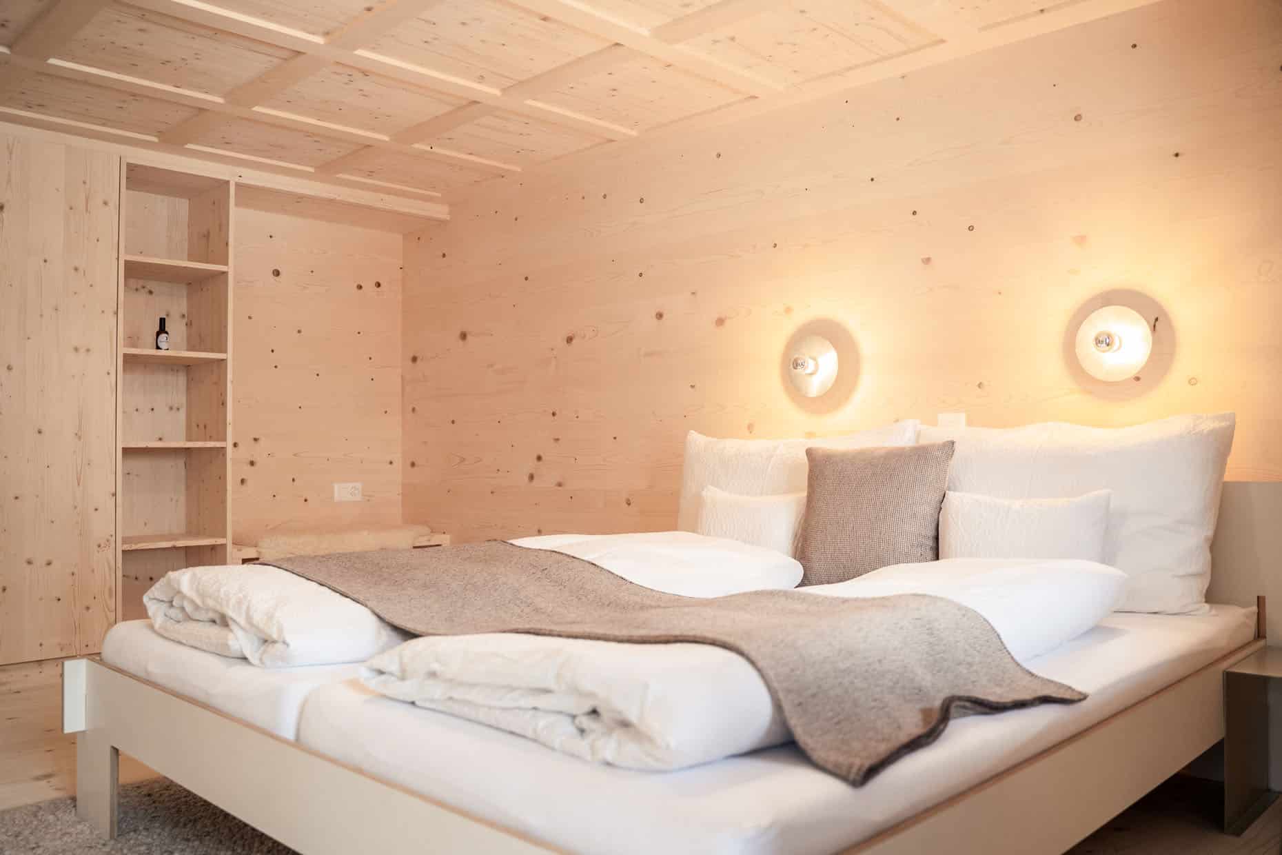 Lenk Lodge