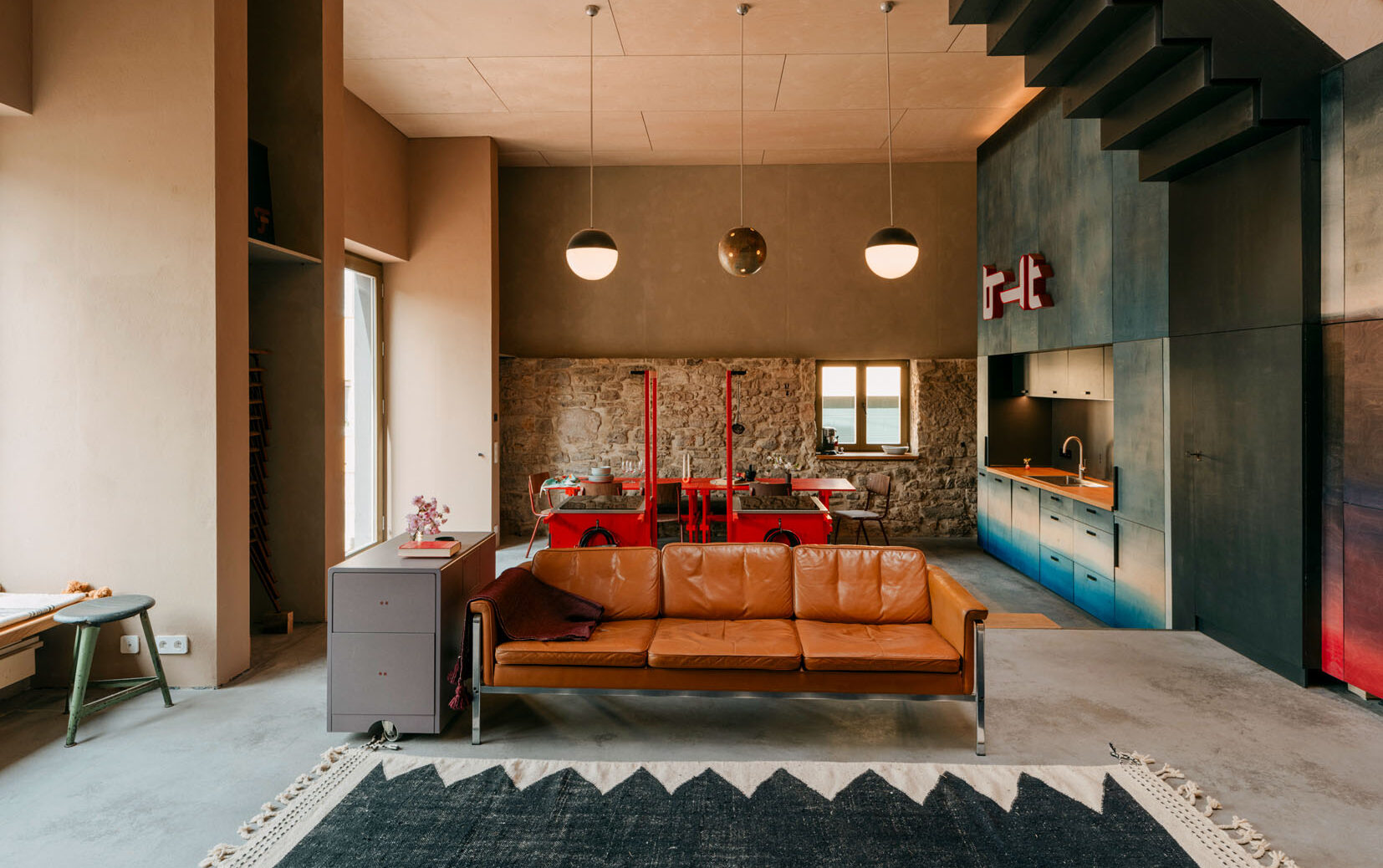  Architektur & Wohnen: Tradition trifft Mut in  / 